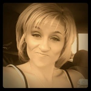 Meet your Posher, Brittney